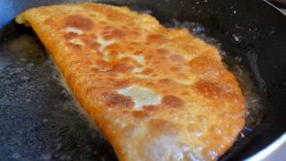 Чебуреки с сыром