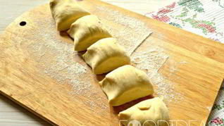 Тесто для чебуреков на воде