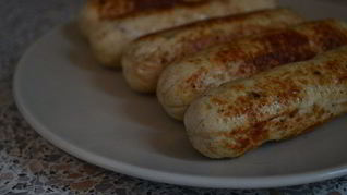 Домашние сосиски куриные