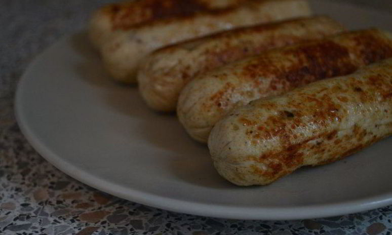 Рецепт домашних сосисок куриных