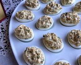 Яйца фаршированные печенью трески