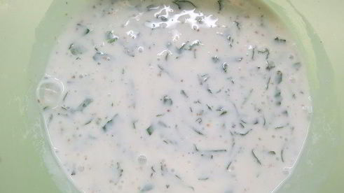 филе индейки, маринованное в йогурте с мятой