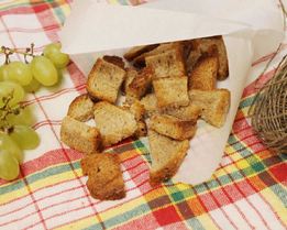 Гренки с чесноком в духовке