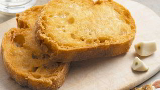 Гренки с чесноком