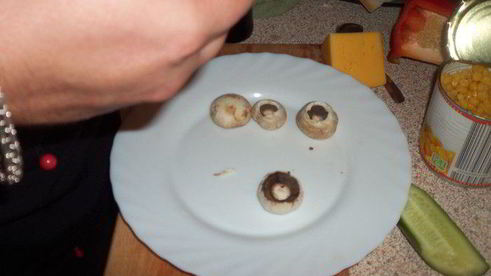 грибная закуска с морской начинкой