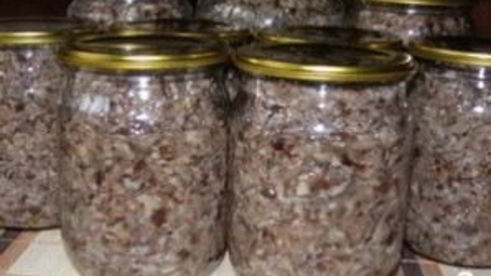 икра из соленых груздей