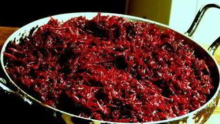 Икра из свеклы с томатной пастой