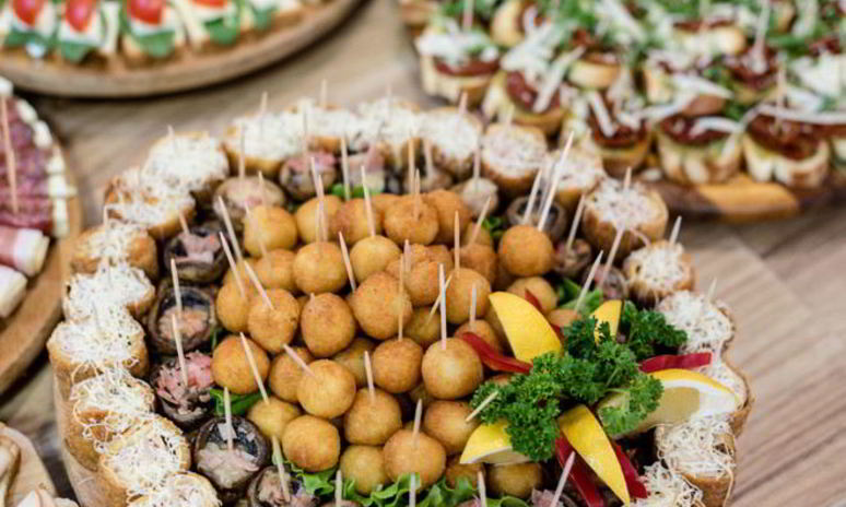 Рецепт канапе с селедкой