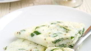 Белковый омлет со шпинатом