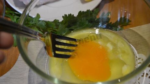 быстрый омлет в микроволновке