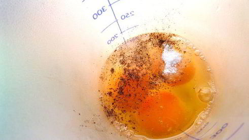 фриттата с макаронами и шпинатом