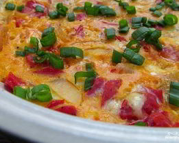 Омлет с брынзой и помидорами