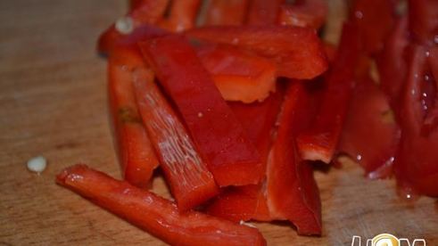 омлет с овощами и курицей