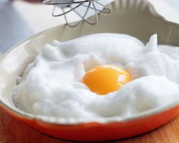 Омлет, взбитый в пену