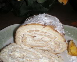 Сладкий омлетовый рулет