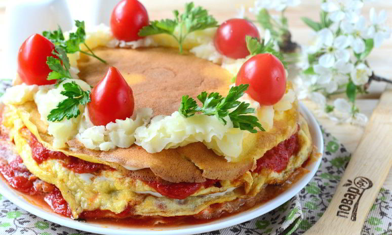 Рецепт слоеного омлета на завтрак