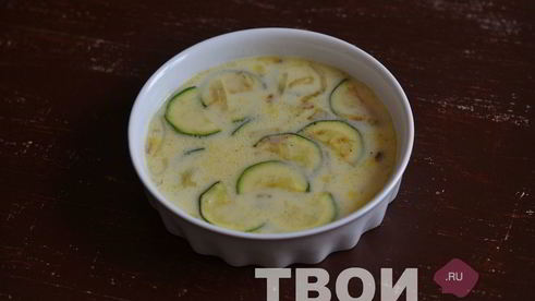 запеченный омлет с цукини