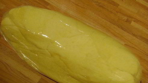 куриный паштет с фисташками, запеченный в тесте