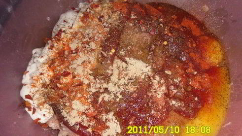 мясные паштетики с рисом и зеленым горошком