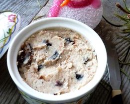 Паштет из фасоли с черносливом