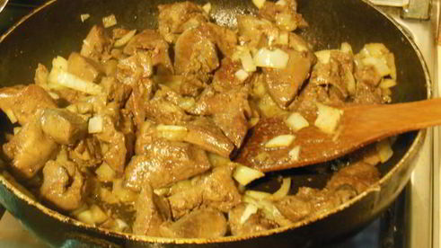 паштет из индюшиной печени с орехами и виноградом