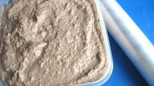 паштет из куриной печени в ежевичном желе