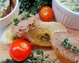 Паштет из куриный печени с тимьяном