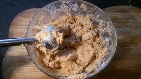 паштет из курицы с голубым сыром, инжиром и орехами