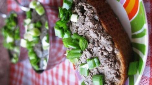 запеченный паштет с грибами и бренди