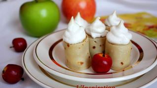 Блинные роллы с яблоками под Безе