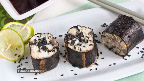 горячие роллы с белой рыбой