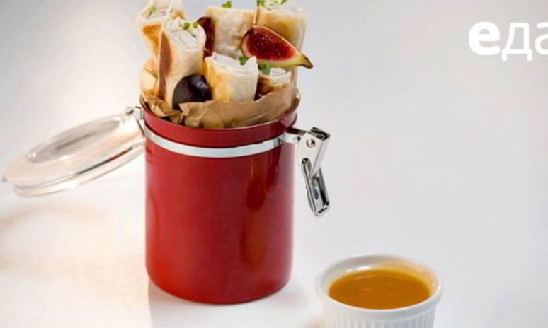 Рецепт креветочных роллов с инжиром и апельсиновым соусом