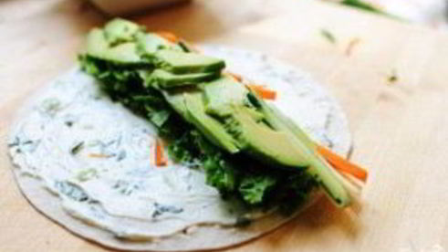 овощные роллы из лепешек тортильяс