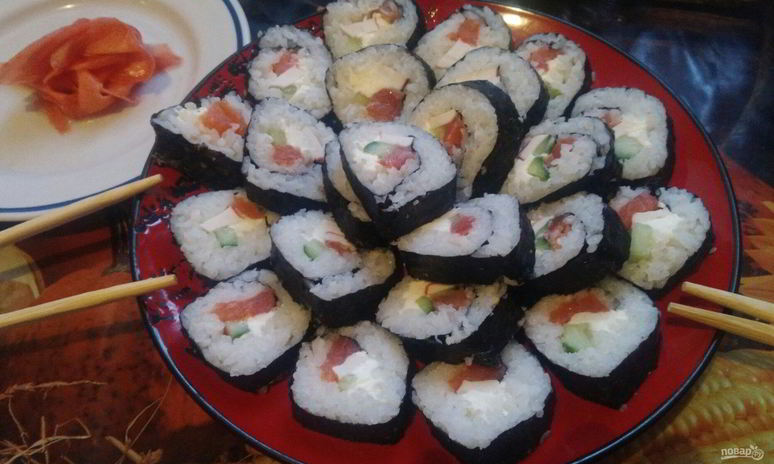 Рецепт роллов с форелью и сливочно-творожным сыром