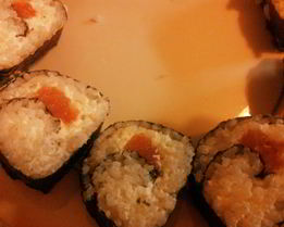 Роллы с сыром филадельфия и семгой