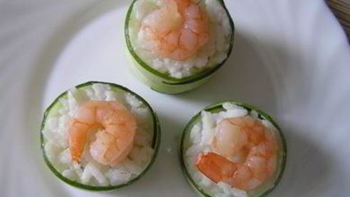 роллы с тунцом и креветками