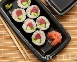 Роллы с тунцом и огурцом