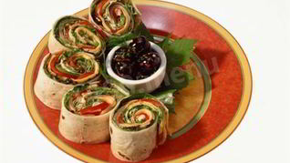 Роллы с тунцом в лаваше