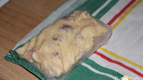 спринг-роллы с творогом, клубникой и бананом