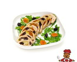 Куриный рулет с сухофруктами