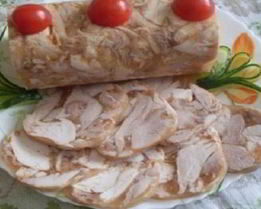 Куриный рулет в бутылке