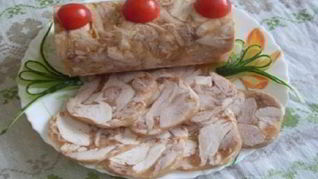 Куриный рулет в бутылке