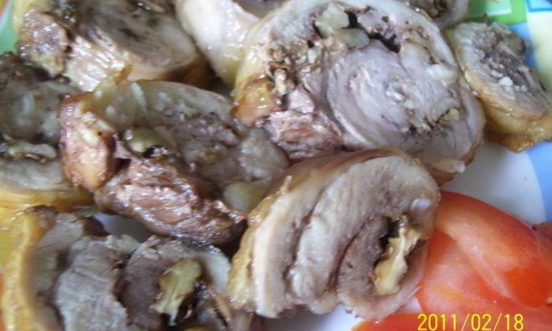 Рецепт куриных рулетиков пикантных с грецким орехом