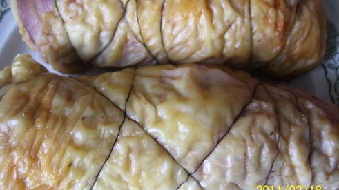 куриные рулетики пикантные с грецким орехом