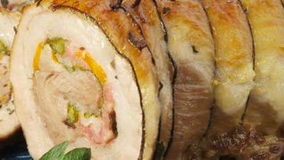 Мясной рулет с фаршем и зеленой фасолью