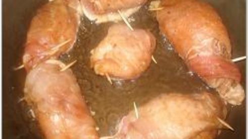 мясные рулетики с беконом