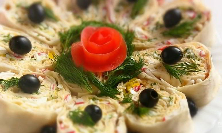 Рецепт очень вкусного рулета из лаваша