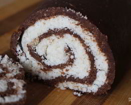 Рулет Брауни без выпечки