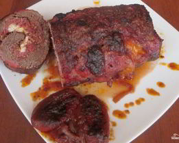 Рулет из говядины с моцареллой