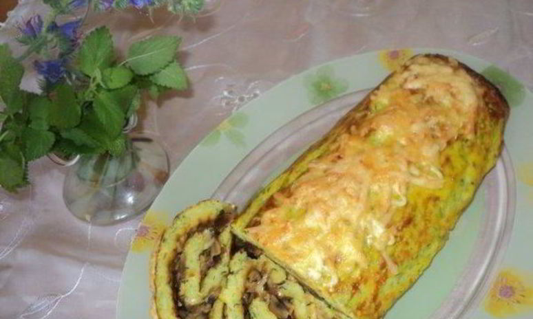 Рецепт рулета из кабачков с грибами и сыром